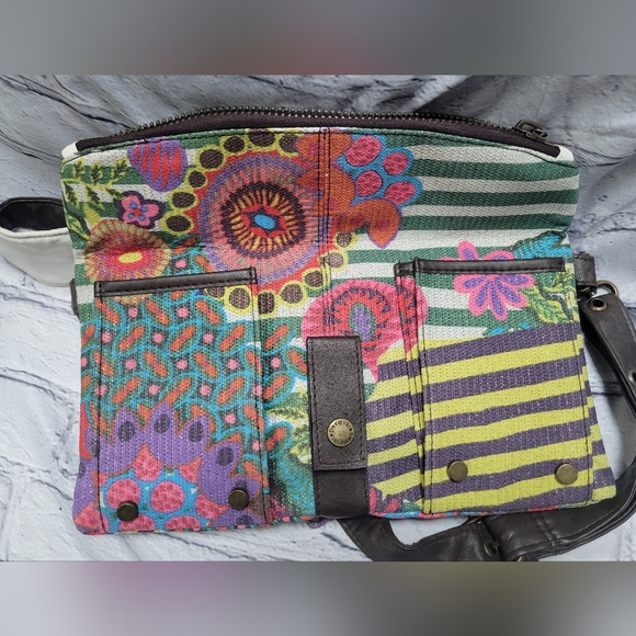 Designated purse in multi color pattern European - Picture 14 of 14